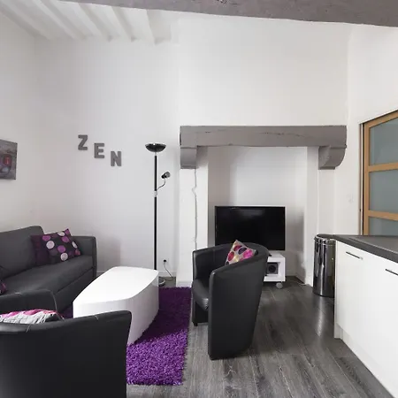 Mandchou By Cocoonr Apartment *